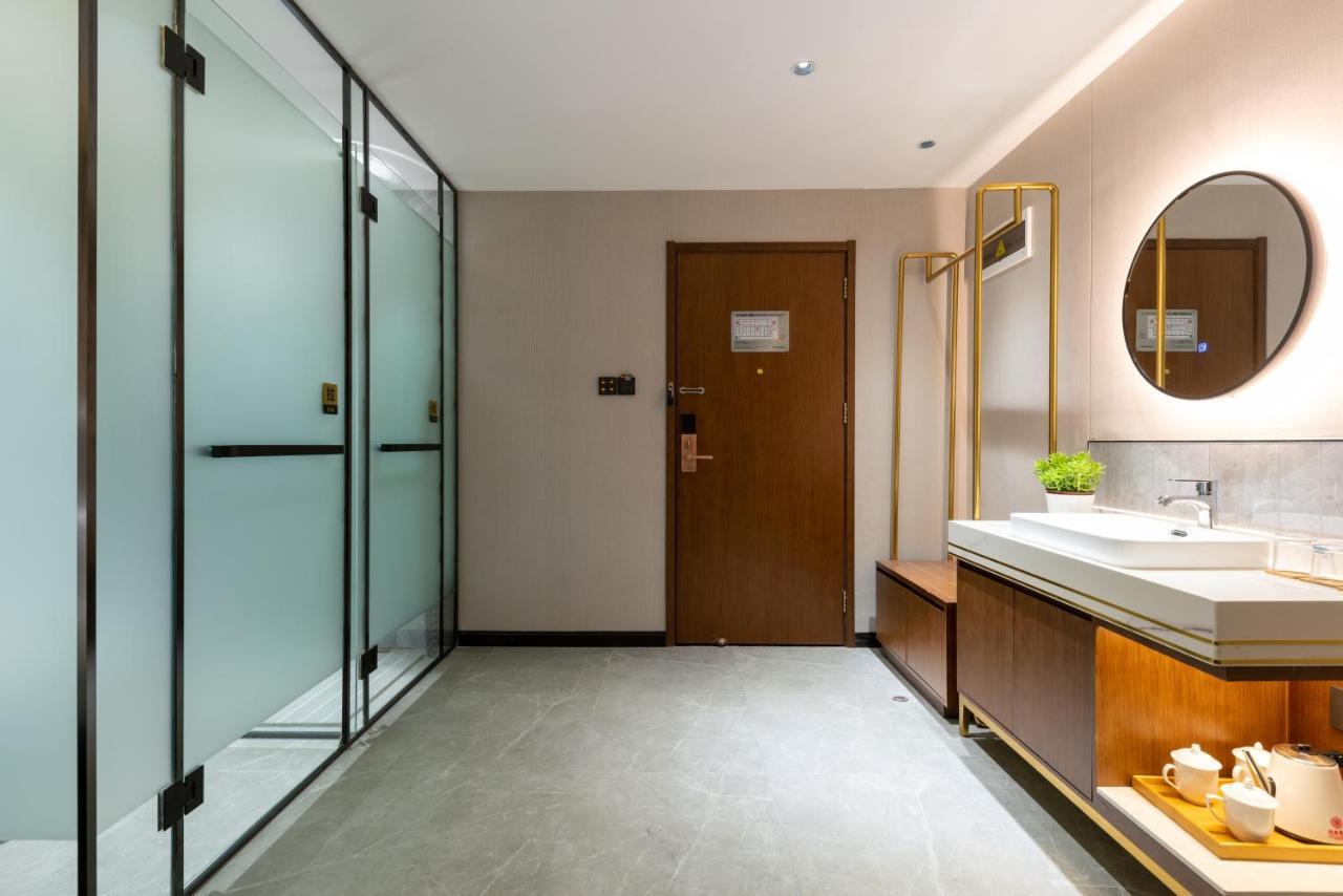 Beijing Tangfu Hotel - Located In The City Center Adjacent To The Subway Station Close To Nanluoguxiang Gulou Lama Temple Tiananmen Square Forbidden City Temple Of Heaven Providing Laundry Car Rental And Ticketing Services Extérieur photo