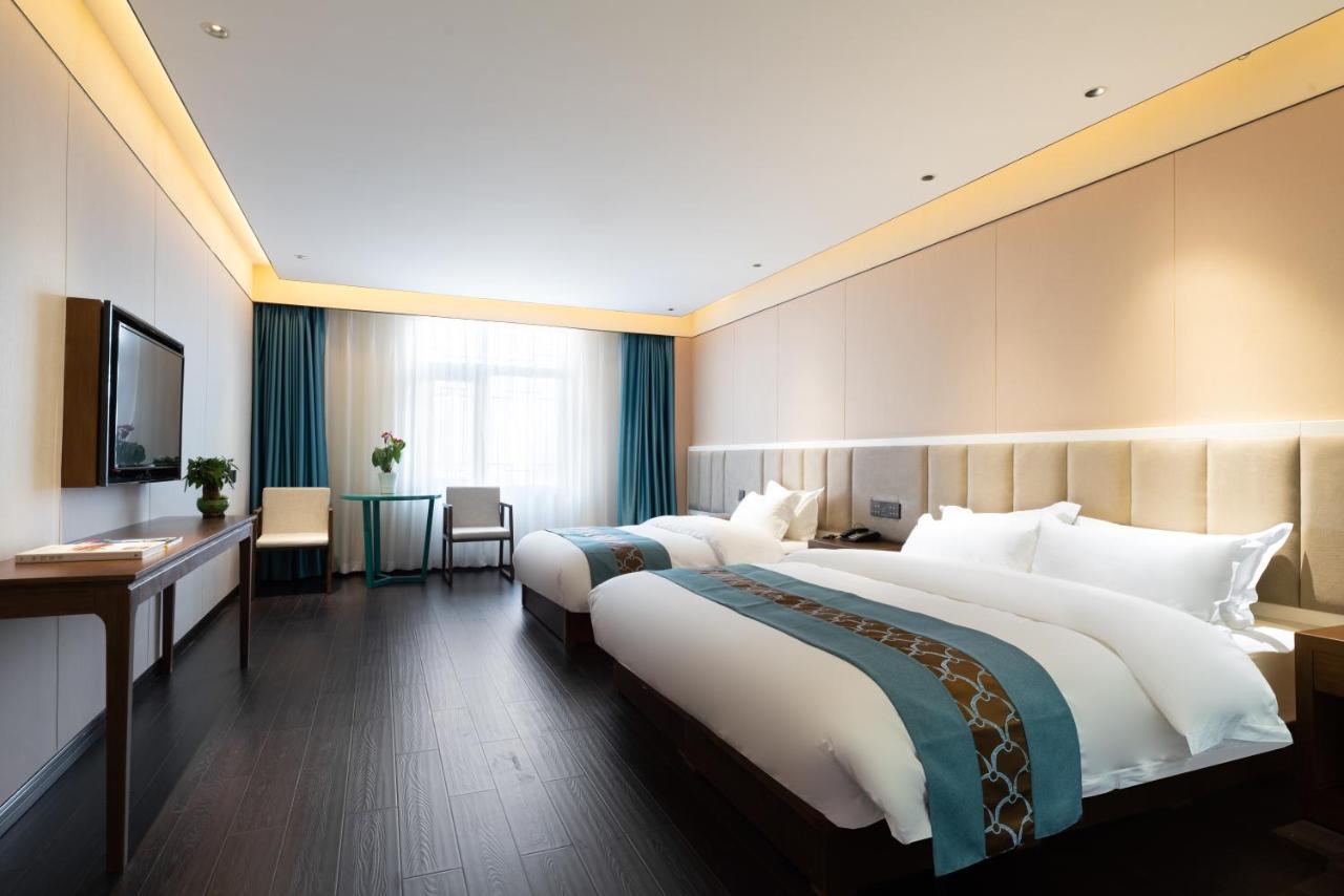 Beijing Tangfu Hotel - Located In The City Center Adjacent To The Subway Station Close To Nanluoguxiang Gulou Lama Temple Tiananmen Square Forbidden City Temple Of Heaven Providing Laundry Car Rental And Ticketing Services Extérieur photo