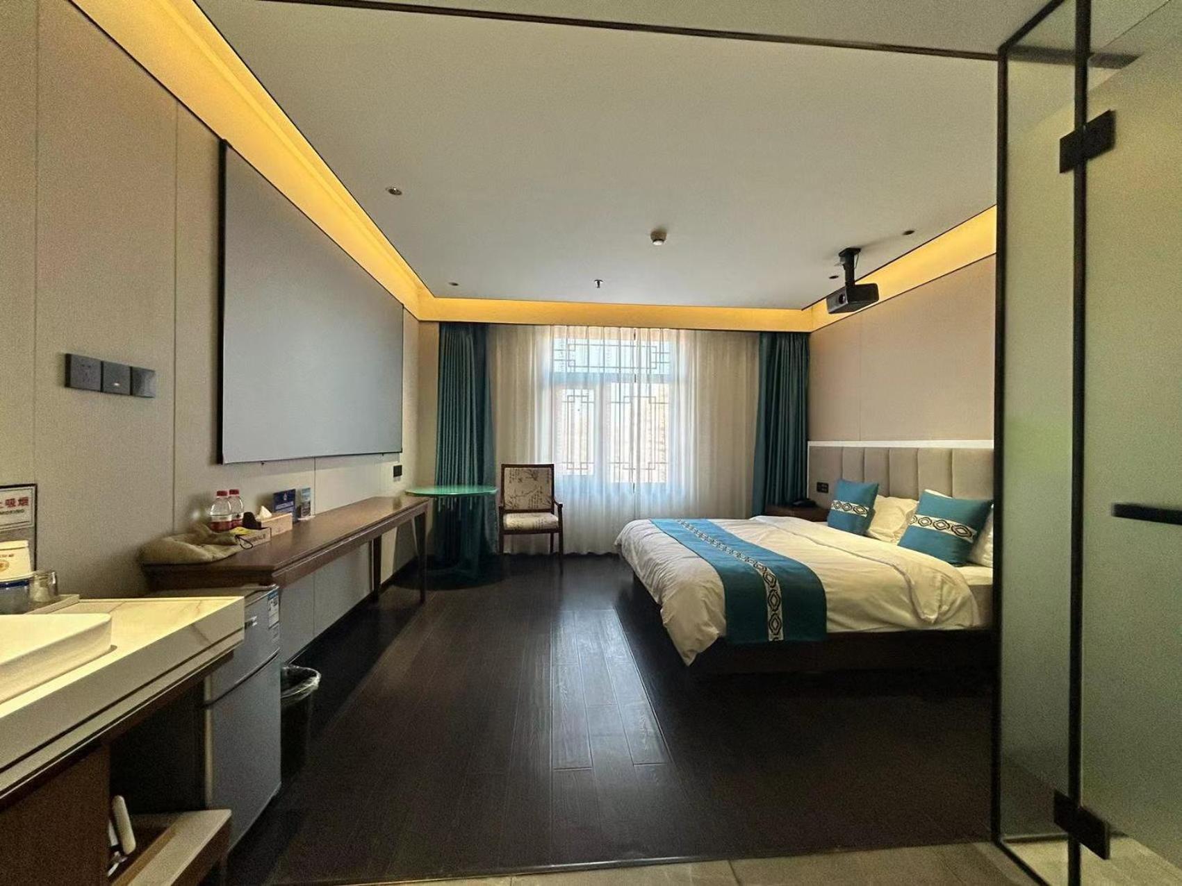 Beijing Tangfu Hotel - Located In The City Center Adjacent To The Subway Station Close To Nanluoguxiang Gulou Lama Temple Tiananmen Square Forbidden City Temple Of Heaven Providing Laundry Car Rental And Ticketing Services Extérieur photo