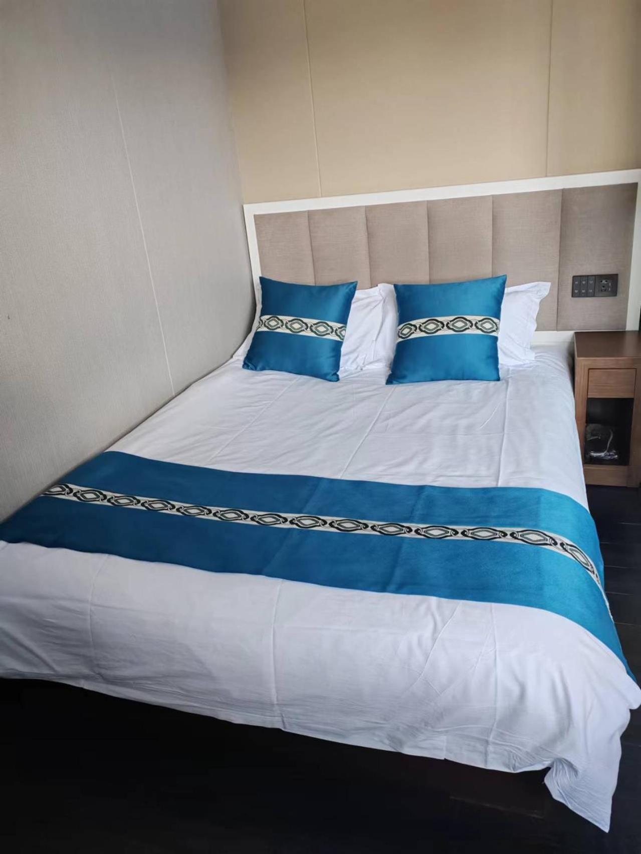 Beijing Tangfu Hotel - Located In The City Center Adjacent To The Subway Station Close To Nanluoguxiang Gulou Lama Temple Tiananmen Square Forbidden City Temple Of Heaven Providing Laundry Car Rental And Ticketing Services Extérieur photo