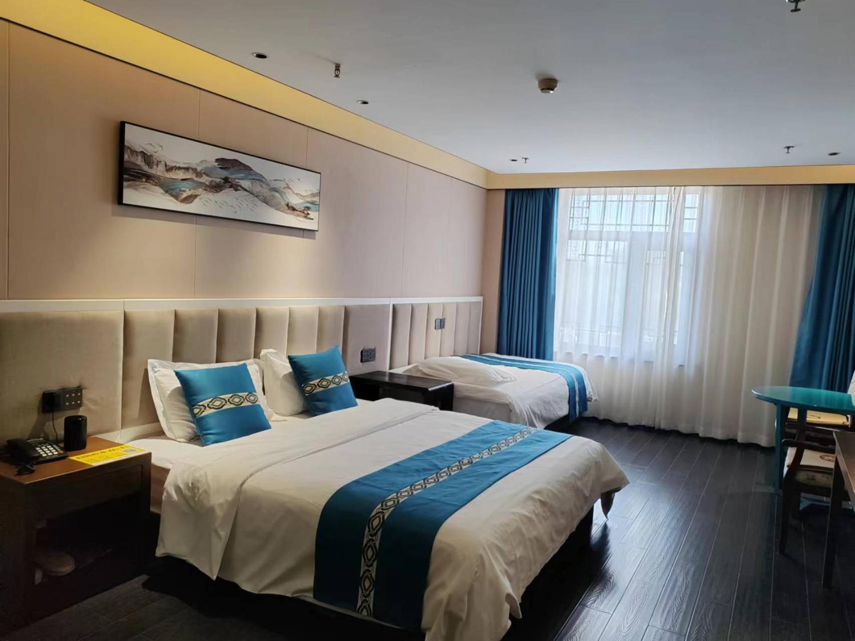 Beijing Tangfu Hotel - Located In The City Center Adjacent To The Subway Station Close To Nanluoguxiang Gulou Lama Temple Tiananmen Square Forbidden City Temple Of Heaven Providing Laundry Car Rental And Ticketing Services Extérieur photo