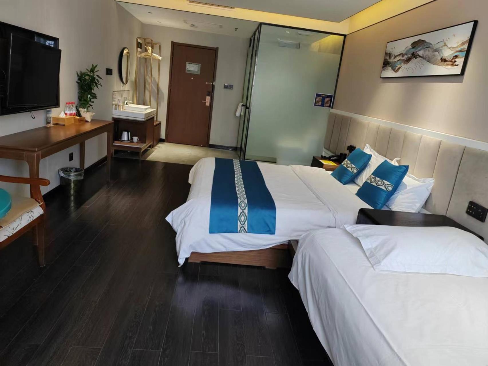 Beijing Tangfu Hotel - Located In The City Center Adjacent To The Subway Station Close To Nanluoguxiang Gulou Lama Temple Tiananmen Square Forbidden City Temple Of Heaven Providing Laundry Car Rental And Ticketing Services Extérieur photo