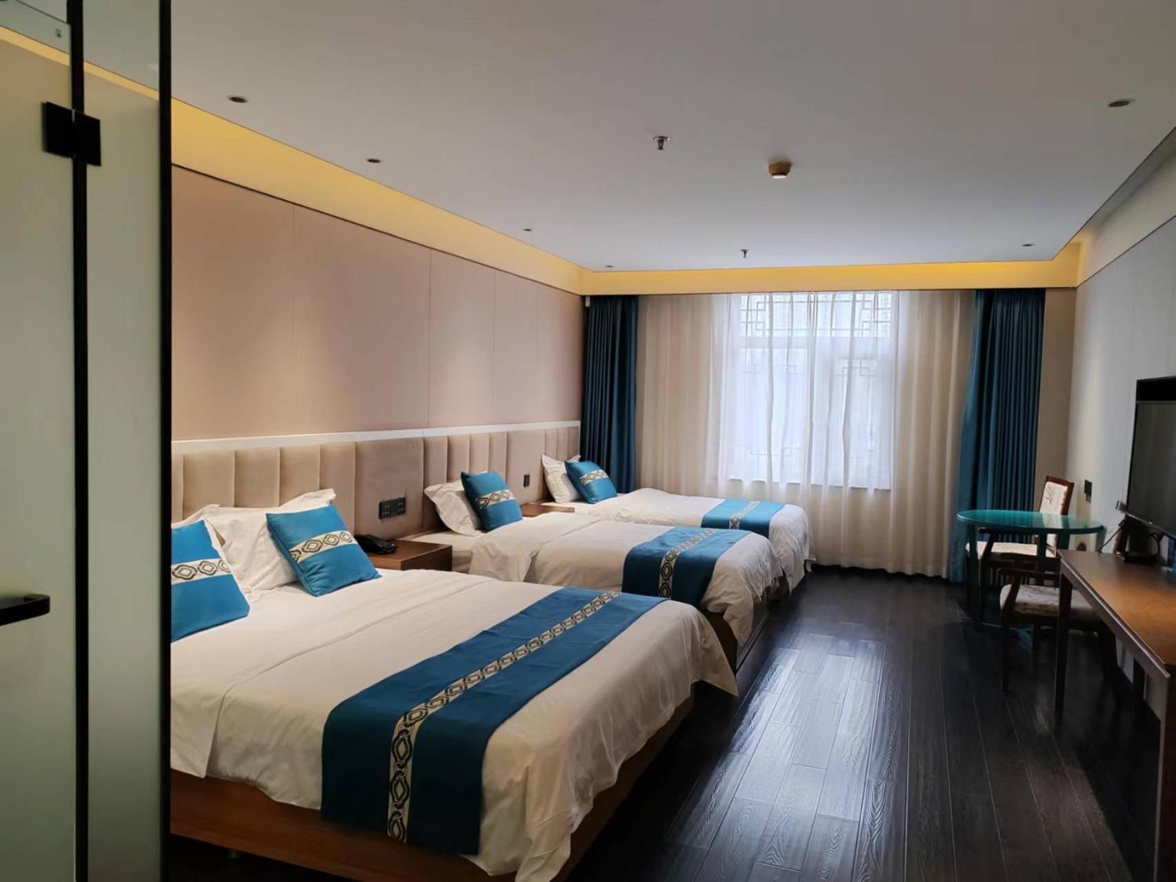 Beijing Tangfu Hotel - Located In The City Center Adjacent To The Subway Station Close To Nanluoguxiang Gulou Lama Temple Tiananmen Square Forbidden City Temple Of Heaven Providing Laundry Car Rental And Ticketing Services Extérieur photo